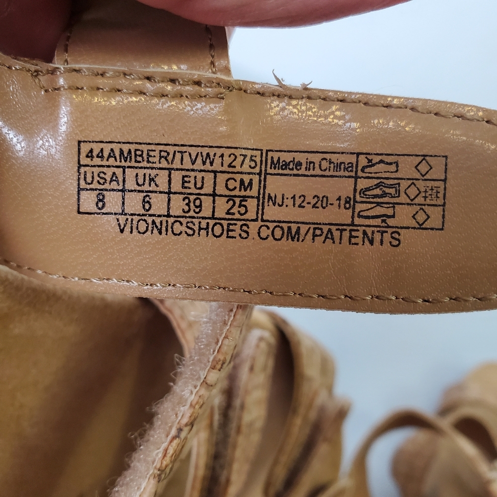 Vionic Amber Adjustable Sandals - image 5